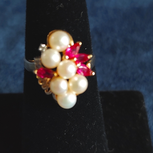 14K ring, ruby, prearl - Picture 1 of 6
